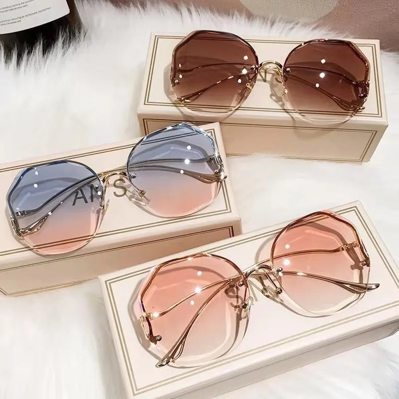 Vintage Ladies Stylish Square Sunglasses